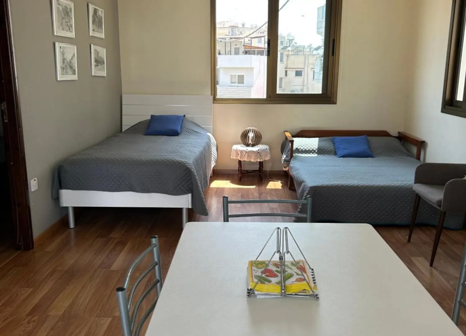 Extremely Comfy Apt With Spacious Private Terrace 10Min Walk To The Beach & In Town Larnaca Cypr