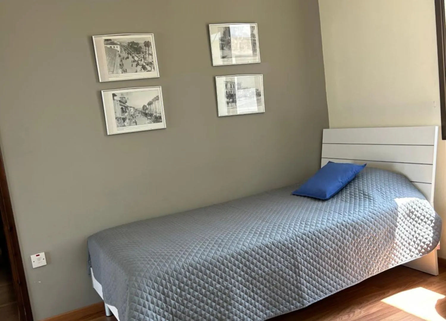 Extremely Comfy Apt With Spacious Private Terrace 10Min Walk To The Beach & In Town Larnaca 0*,  Cypr