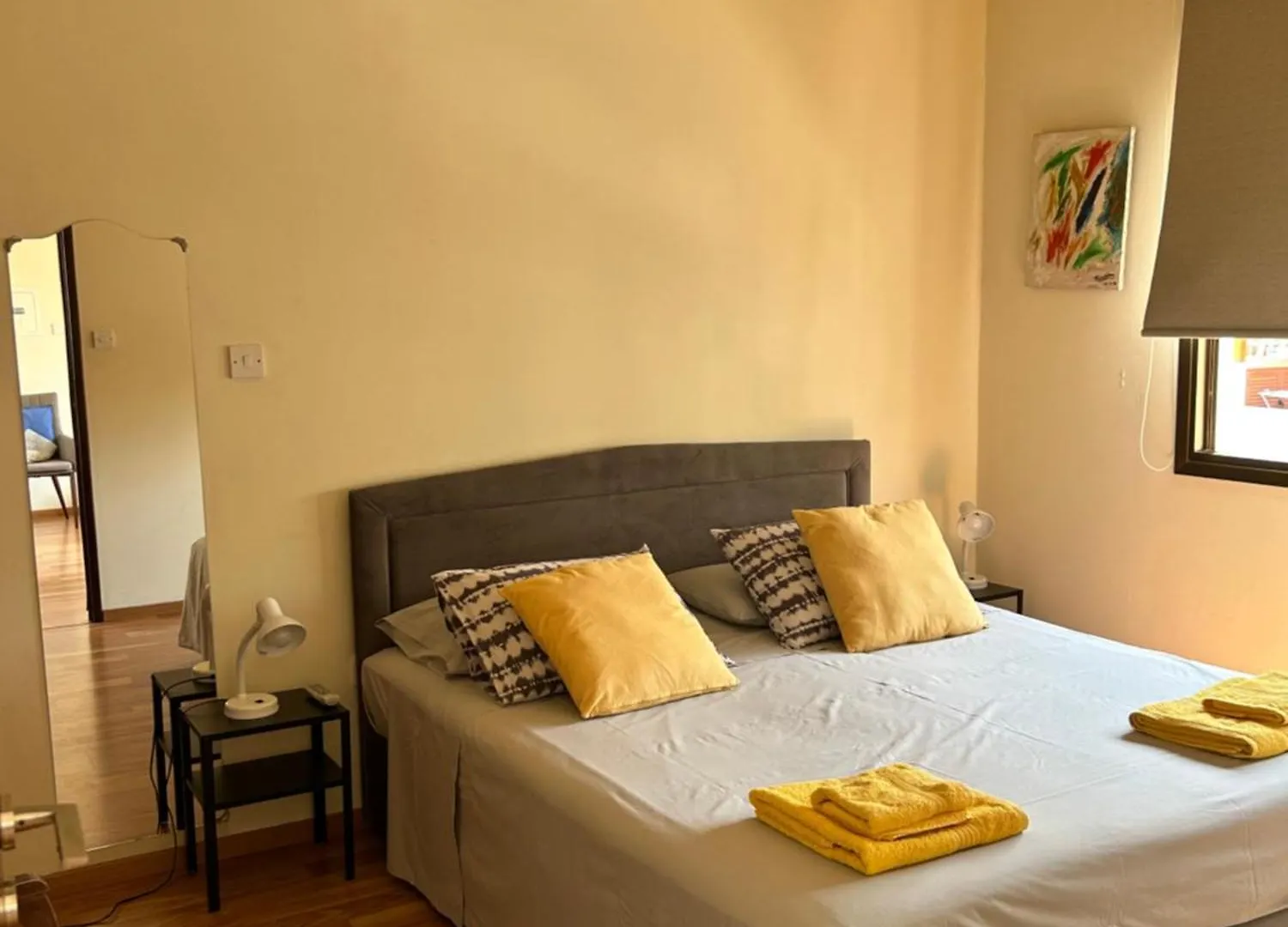 Extremely Comfy Apt With Spacious Private Terrace 10Min Walk To The Beach & In Town Larnaka